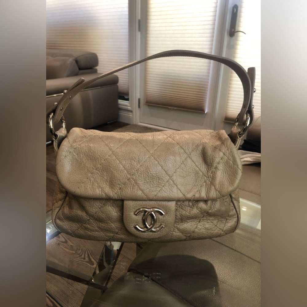 Chanel on the Road flap bag Quilted